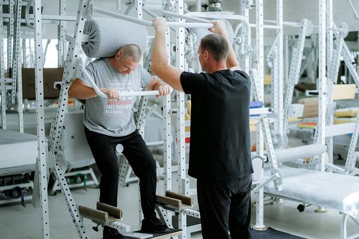 Реабилитация при остеохондрозе позвоночника в Центре Доктора Блюма