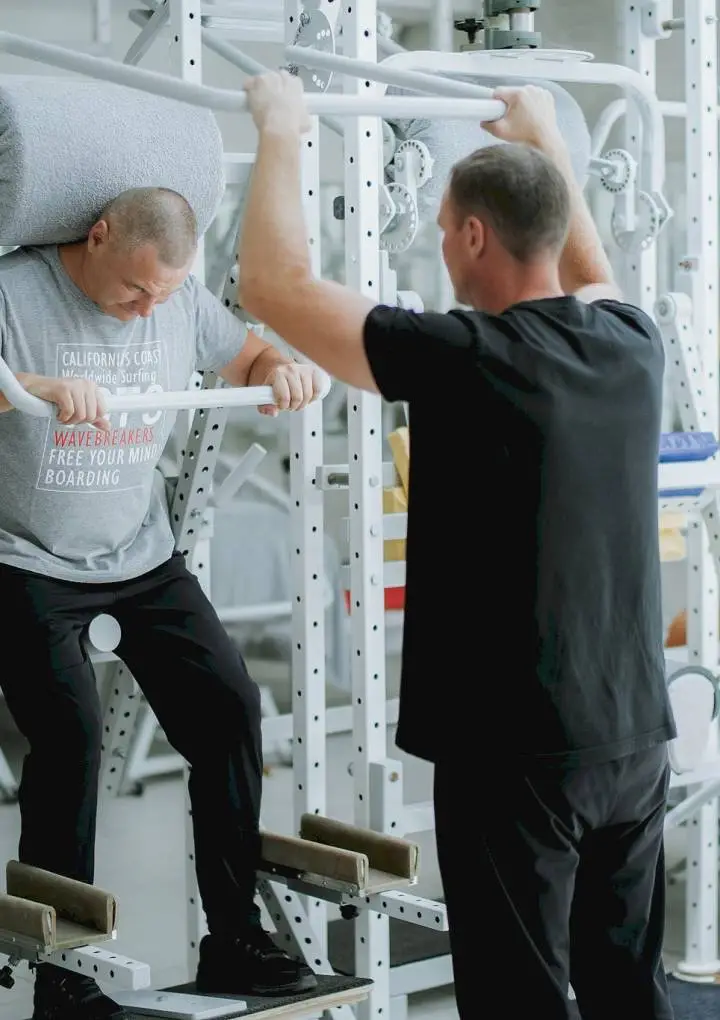 Реабилитация при остеохондрозе позвоночника в Центре Доктора Блюма